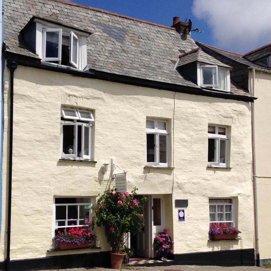 Cyntwell Guest Accommodation Padstow Eksteriør bilde